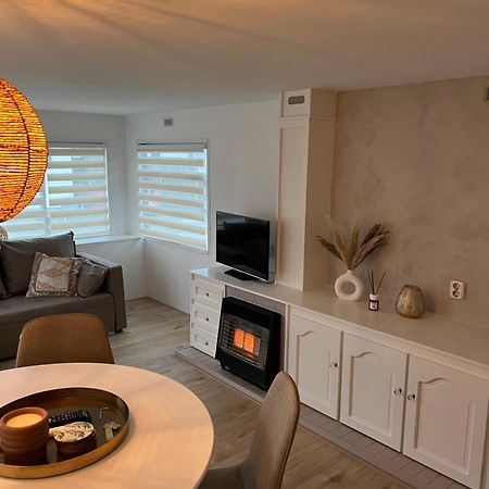 Chalet Quattro In Bosrijke Omgeving 安卢 外观 照片